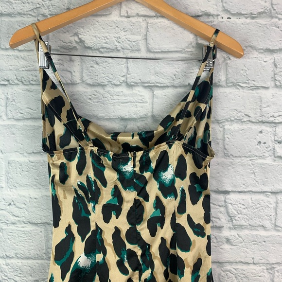 PrettyLittleThing Satin Leopard CowlNeck MidiDress - Picture 9 of 13